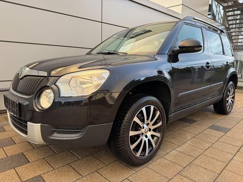 Schwarz Gebraucht 2013 Skoda Yeti Ambition SUV | 6.790 € (Guter Preis) - Bild 1/4