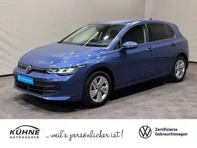 Gebraucht VW Golf VIII Life 116 PS (85 kW) 2025 Limousine