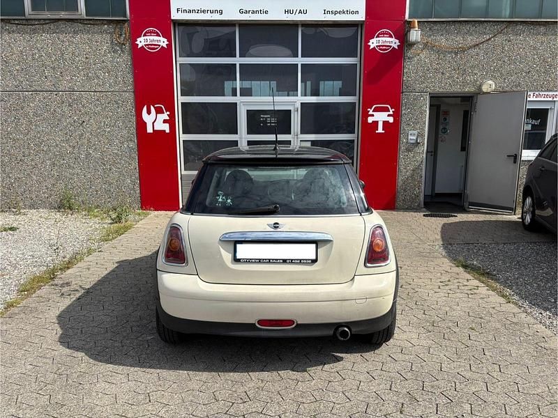 Second-hand Mini Cooper D 109 CP (80 kW) 2010 Alb Hatchback