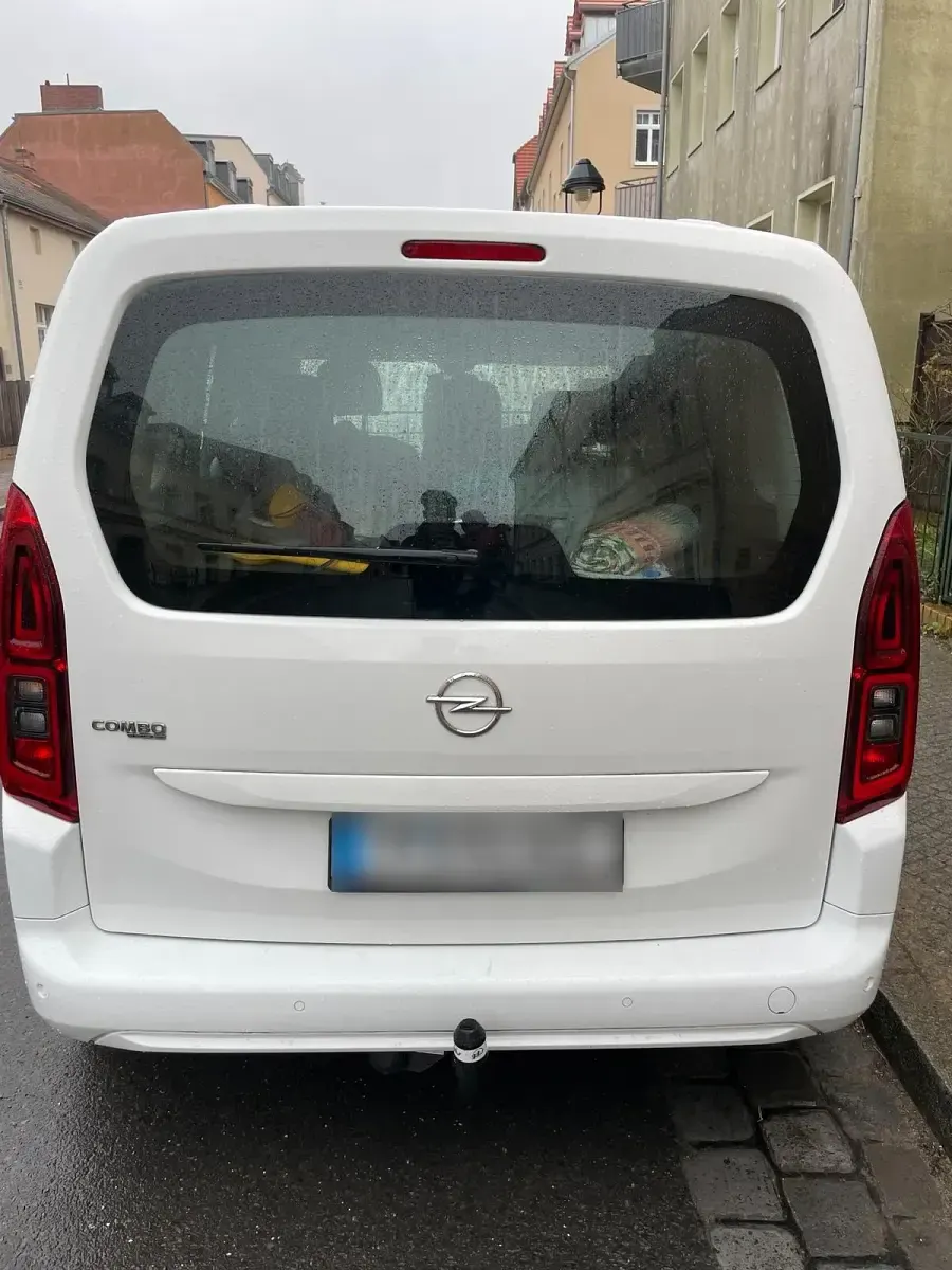 Gebraucht Opel Combo Life Edition 131 PS (96 kW) 2021 Weiß Van / Kleinbus