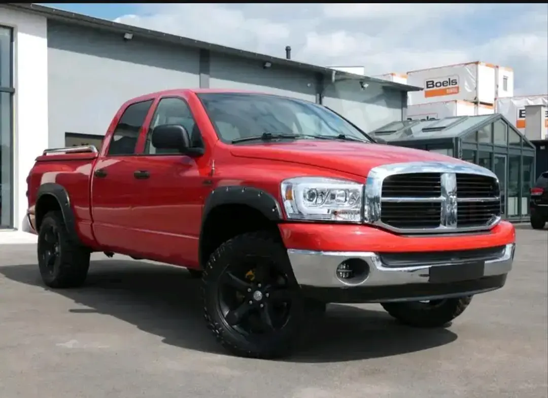 Używany Dodge Ram 345 KM (253 kW) 2009 Czerwony Pickup