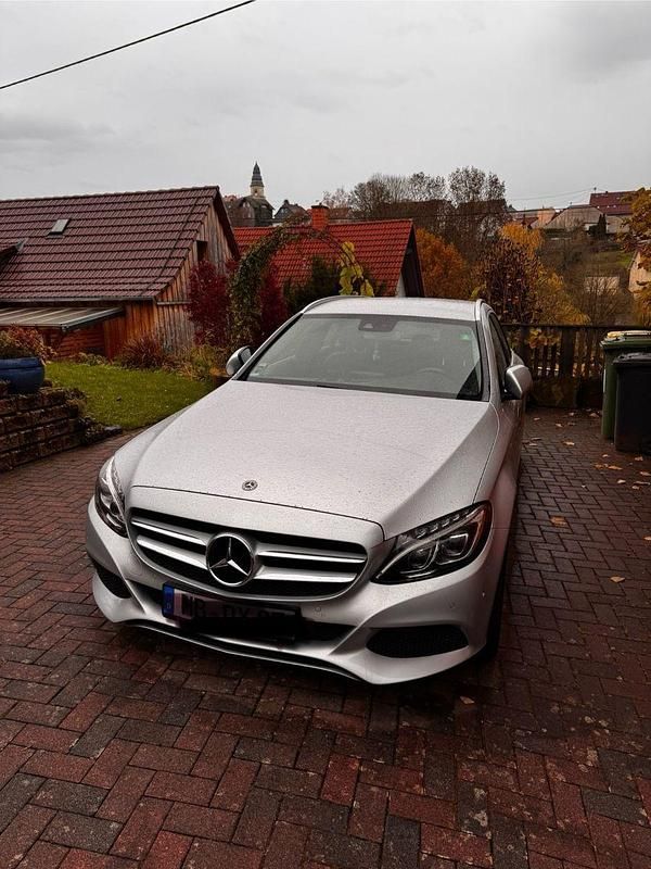 Silber Gebraucht 2018 Mercedes C180 Kombi | 18.000 € (Guter Preis) - Bild 1/4