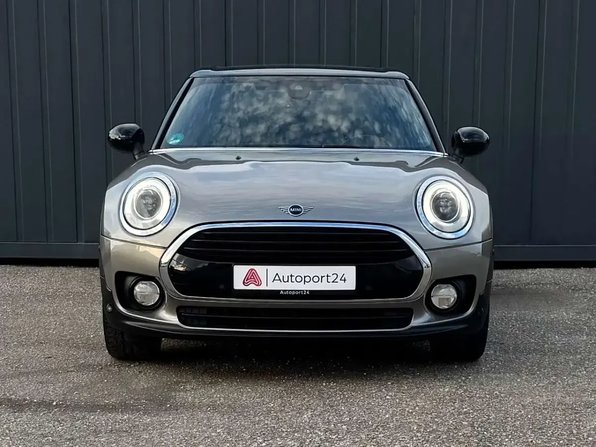 Gebraucht Mini Cooper D Clubman 150 PS (110 kW) 2019 Melting silver Kombi