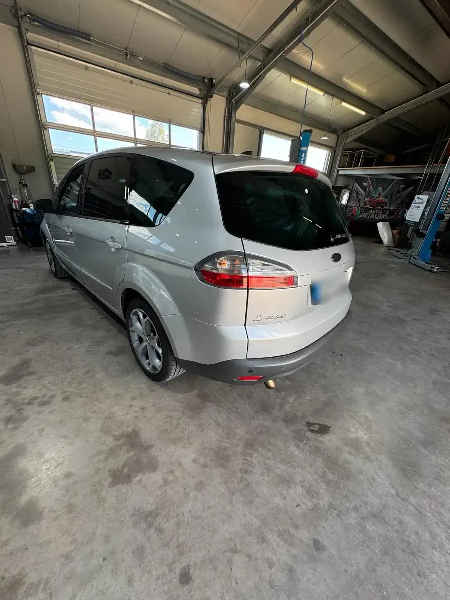 Gebraucht Ford S-MAX Individual 140 PS (102 kW) 2006 Silber Van / Kleinbus