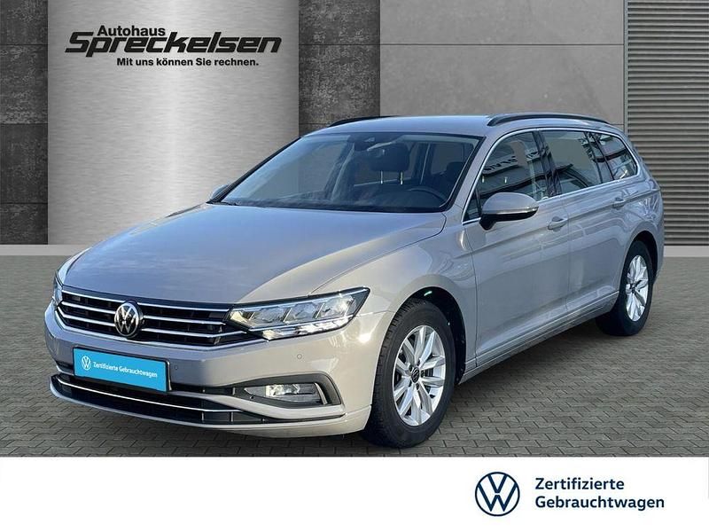 Grau Gebraucht 2023 VW Passat Kombi | 25.990 € (Fairer Preis) - Bild 1/4
