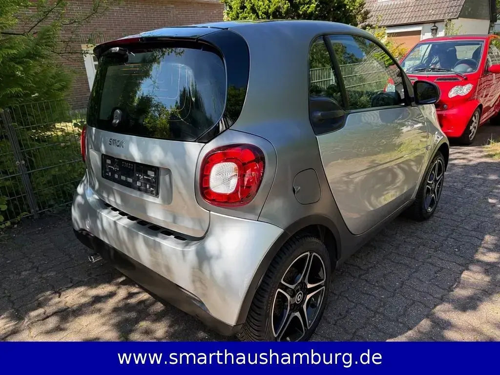 Gebraucht Smart ForTwo Coupé Prime 90 PS (66 kW) 2017 Silber Coupé