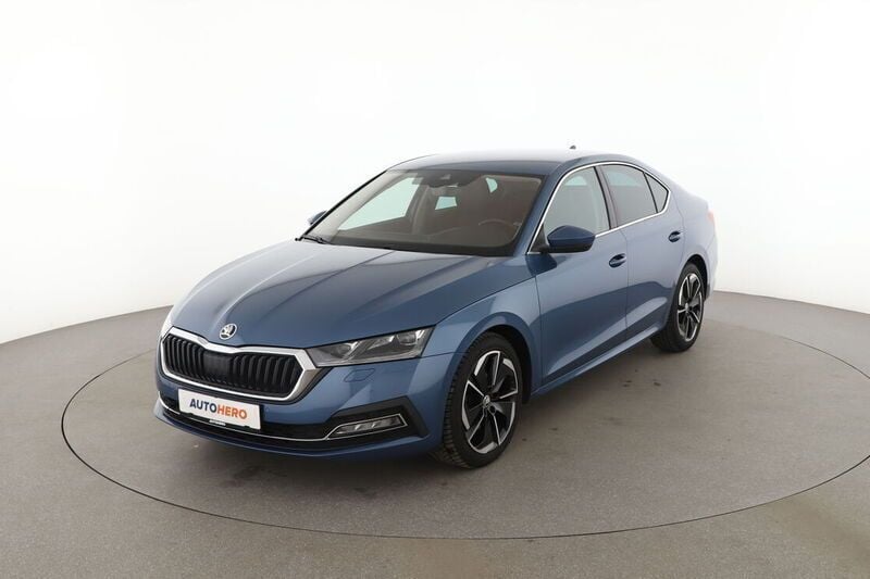 Blau Gebraucht 2020 Skoda Octavia First Edition Limousine | 18.460 € (Fairer Preis) - Bild 1/4