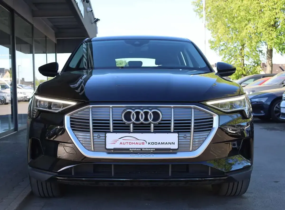 Usata Audi e-tron 300 kW (408 CV) 2023 Nero SUV