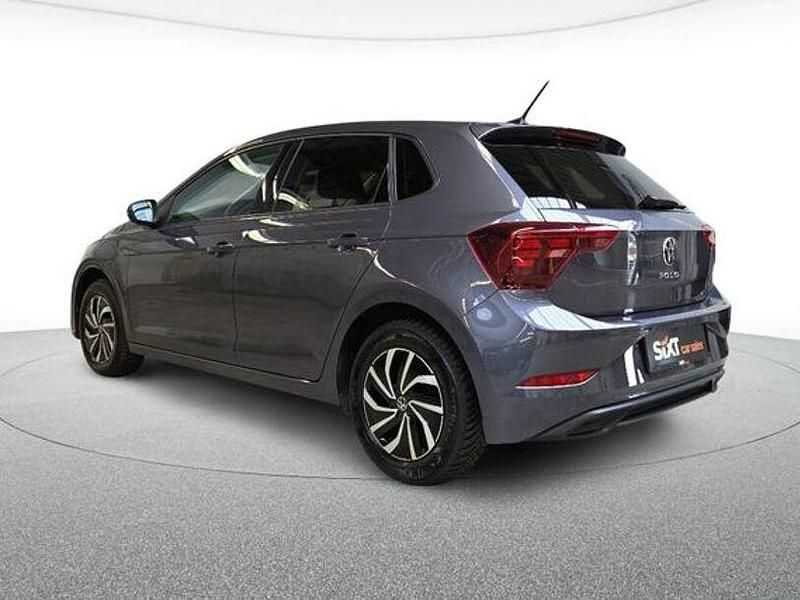 Gebraucht VW Polo Life 95 PS (69 kW) 2023 Grau Kleinwagen