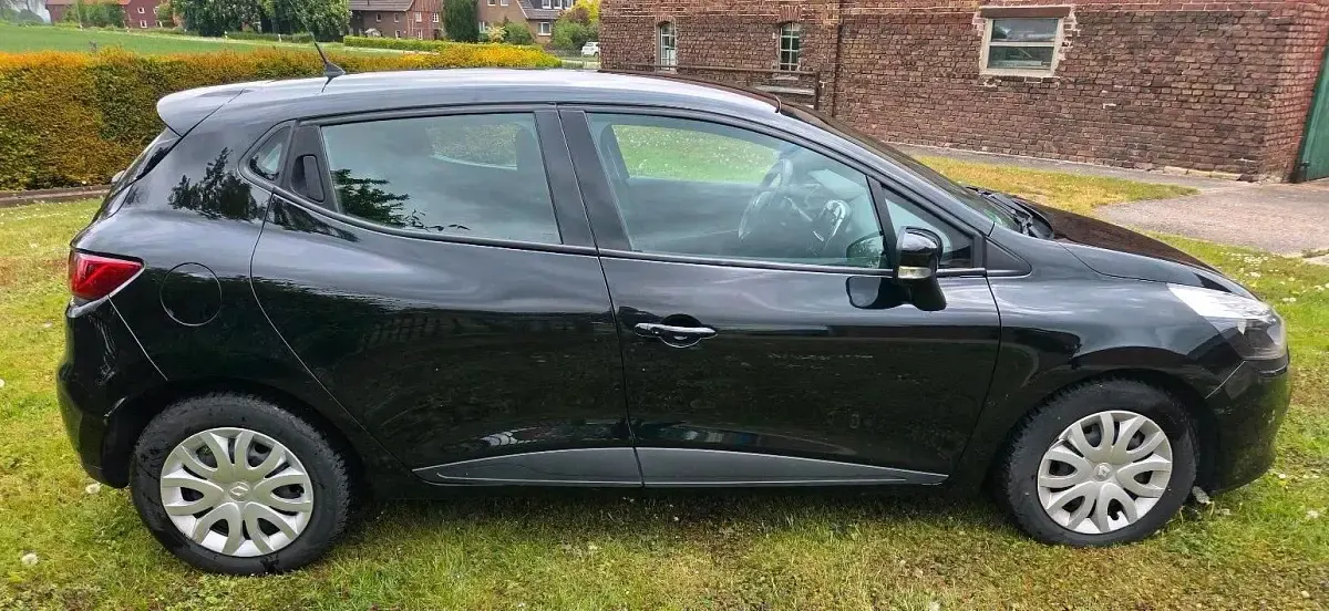 Gebraucht Renault Clio IV 75 PS (55 kW) 2014 Schwarz Kleinwagen