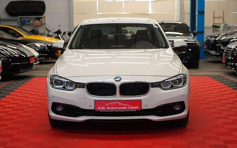 Usata BMW 320 Advantage 184 CV (135 kW) 2017 Bianco Berlina