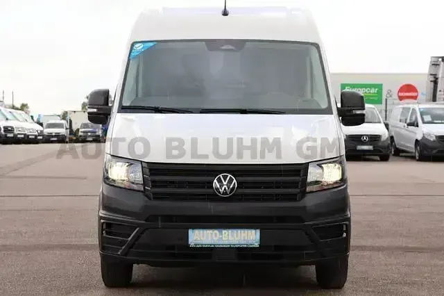 Gebraucht VW Crafter 177 PS (130 kW) 2025 Candyweiß Van