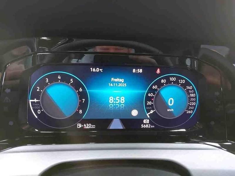 Gebraucht VW Golf VIII Life 131 PS (96 kW) 2023 Blau Limousine