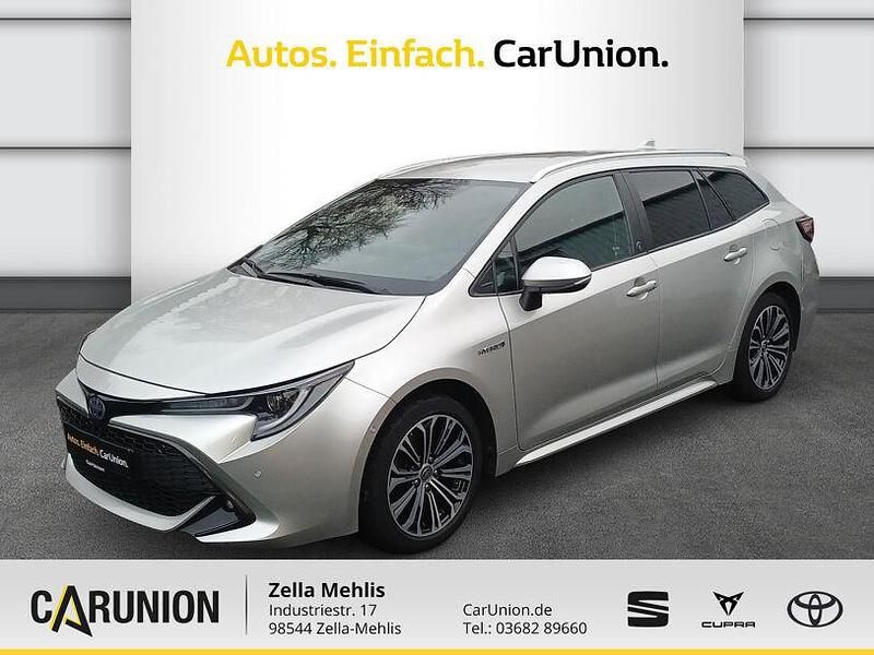 Precious silver Gebraucht 2022 Toyota Corolla Team Kombi | 22.980 € (Superpreis) - Bild 1/4