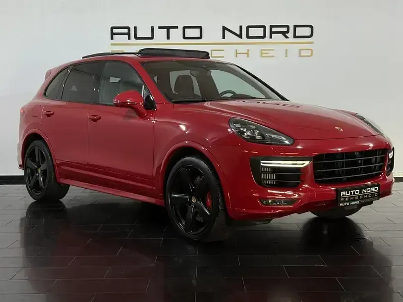 Gebraucht Porsche Cayenne GTS Chrono 441 PS (324 kW) 2017 Rot SUV
