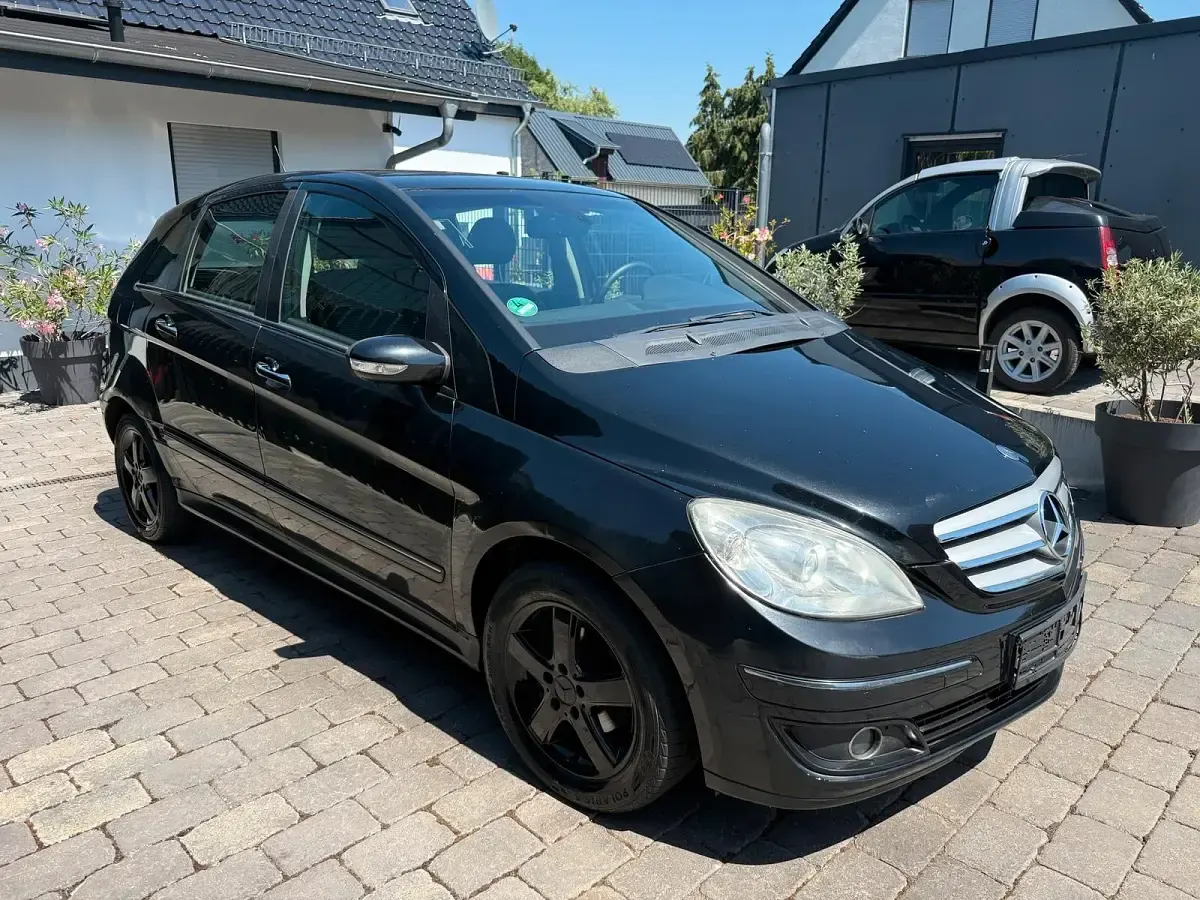 Gebraucht Mercedes B170 116 PS (85 kW) 2007 Schwarz Van / Kleinbus