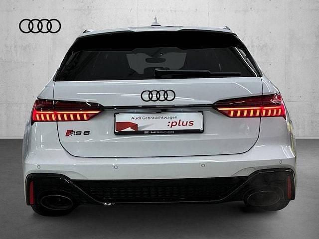 Gebraucht Audi RS6 Performance 630 PS (463 kW) 2024 Gletscherweiß metallic Kombi