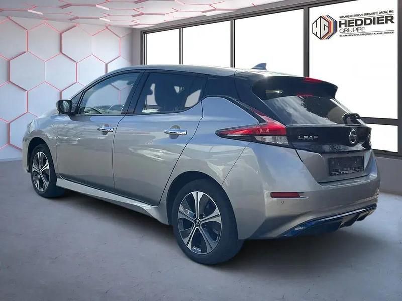 Gebraucht Nissan Leaf N-Connecta 160 kW (218 PS) 2020 Silber Kleinwagen