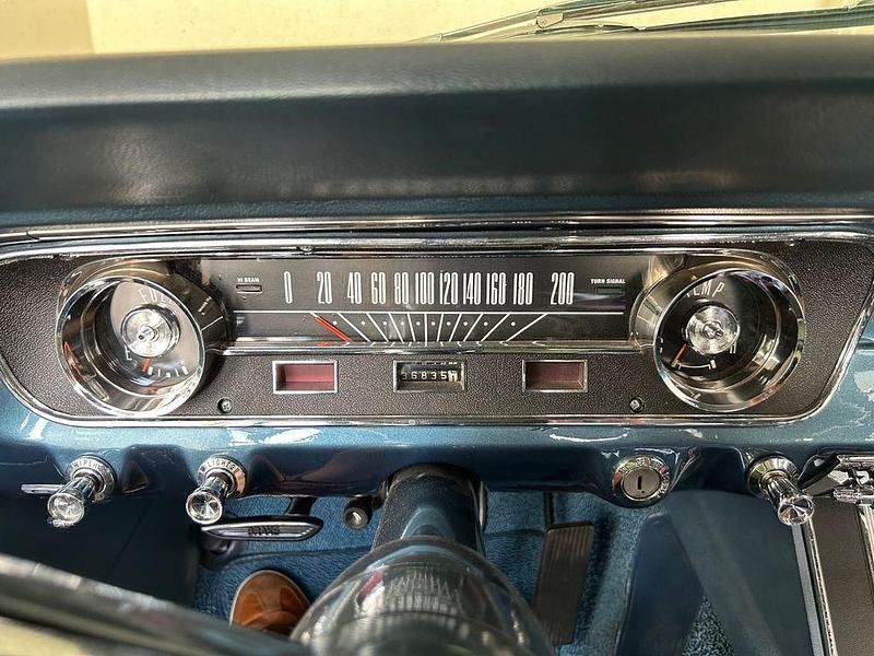 Gebraucht Ford Mustang 200 PS (147 kW) 1965 Blau Cabrio