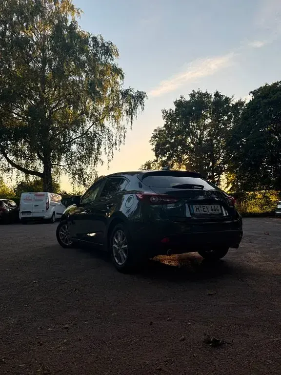 Gebraucht Mazda 3 Center-Line 150 PS (110 kW) 2015 Grau Limousine