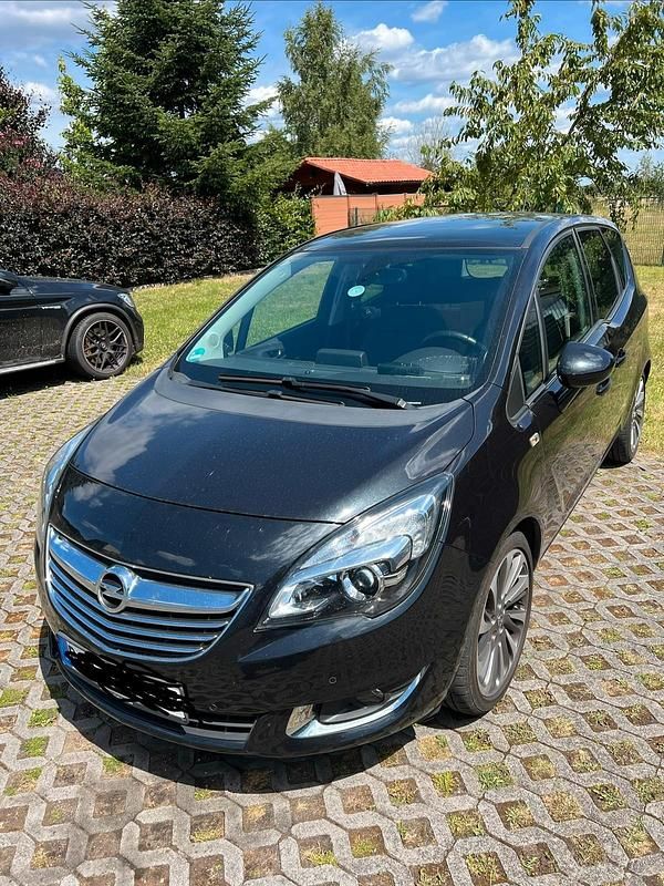 Gebraucht Opel Meriva 140 PS (102 kW) 2016 Schwarz Van / Kleinbus