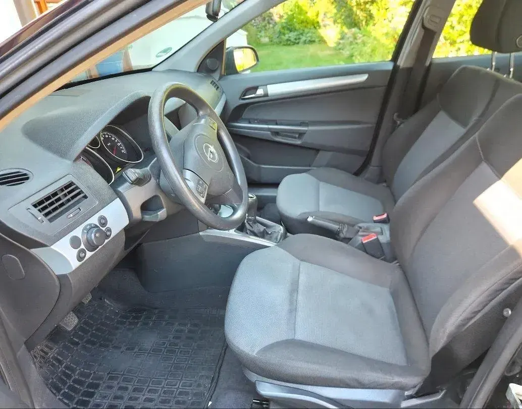 Gebraucht Opel Astra 105 PS (77 kW) 2005 Limousine
