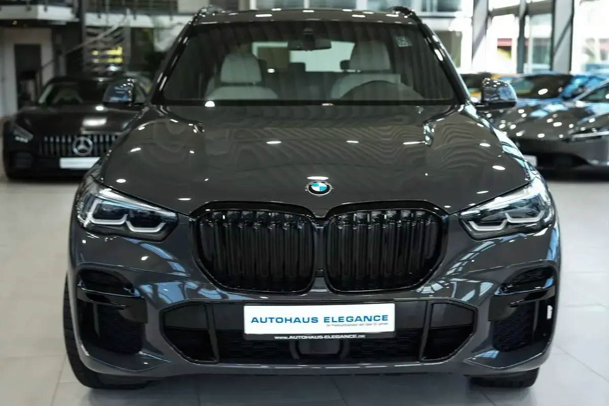 Gebraucht BMW X5 Shadowline 231 PS (169 kW) 2023 Dravitgrau metallic SUV