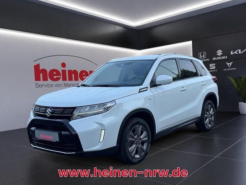 Weiss Gebraucht 2025 Suzuki Vitara Comfort SUV | 20.959 € (Fairer Preis) - Bild 1/4