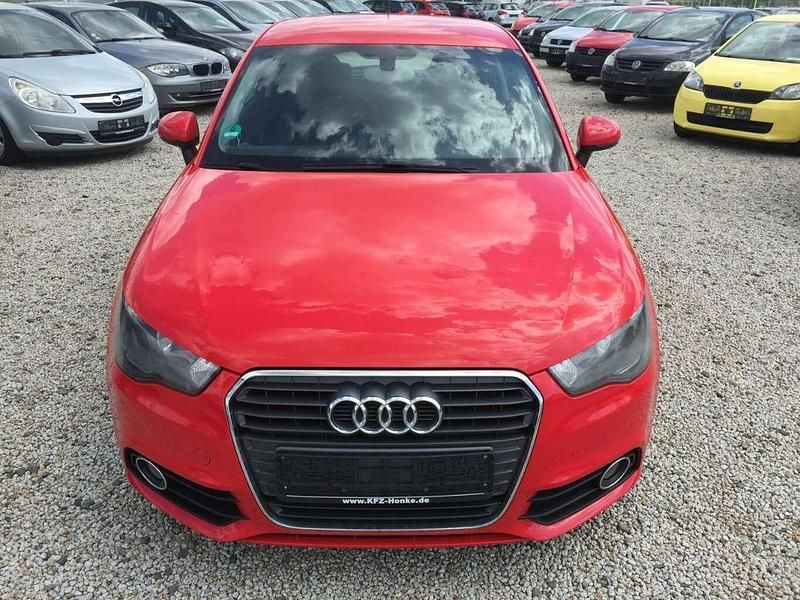Gebraucht Audi A1 122 PS (89 kW) 2011 Rot Kleinwagen