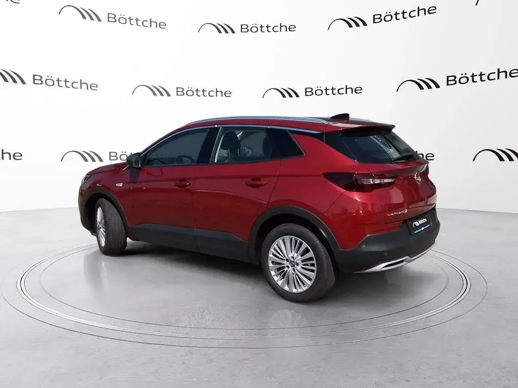 Gebraucht Opel Grandland X Innovation 131 PS (96 kW) 2019 Rot SUV