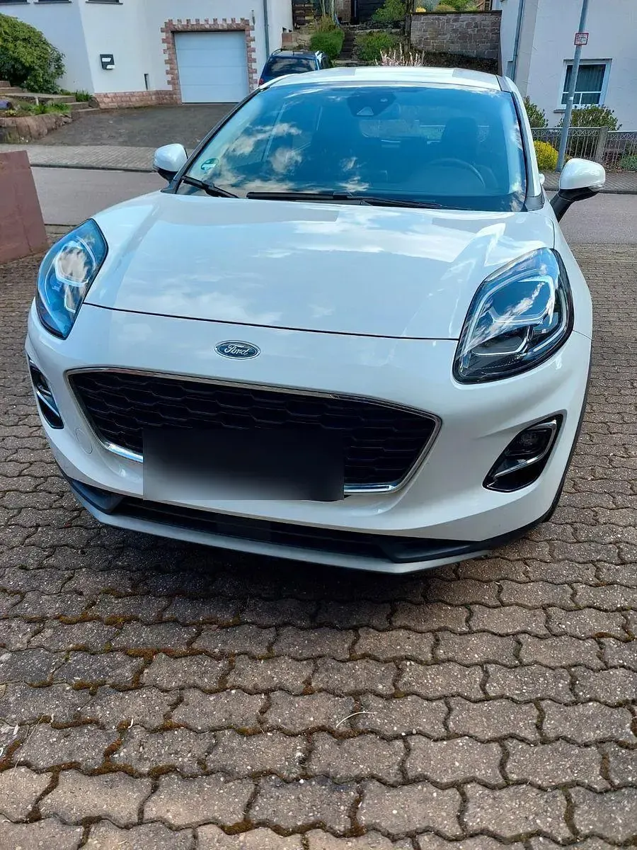Gebraucht Ford Puma Titanium 125 PS (91 kW) 2020 Weiß SUV