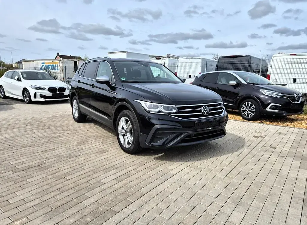 Gebraucht VW Tiguan Allspace 150 PS (110 kW) 2024 Schwarz SUV