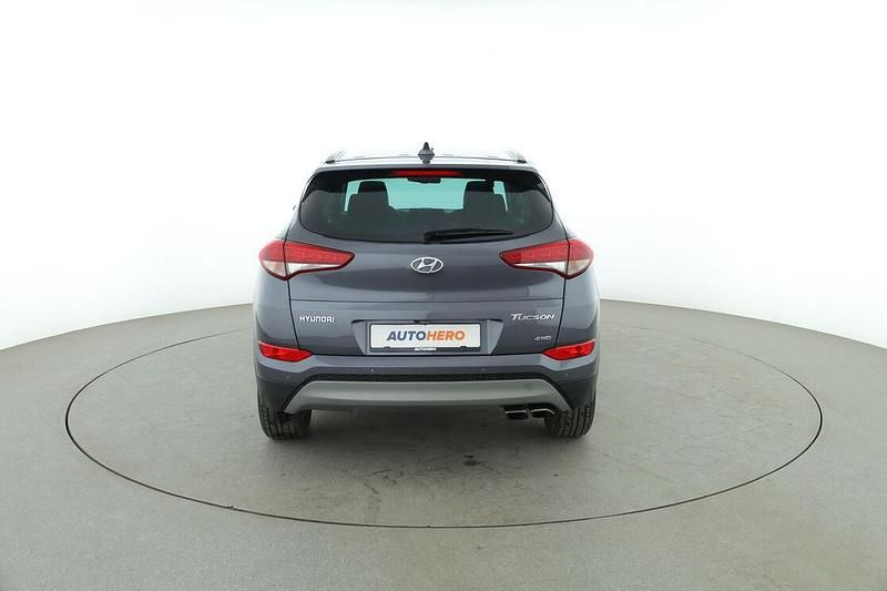 Gebraucht Hyundai Tucson Advantage 177 PS (130 kW) 2017 Grau SUV