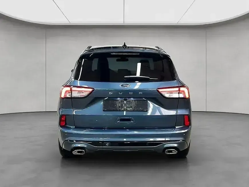 Gebraucht Ford Kuga ST-Line X 150 PS (110 kW) 2024 Chrome blue metallic SUV