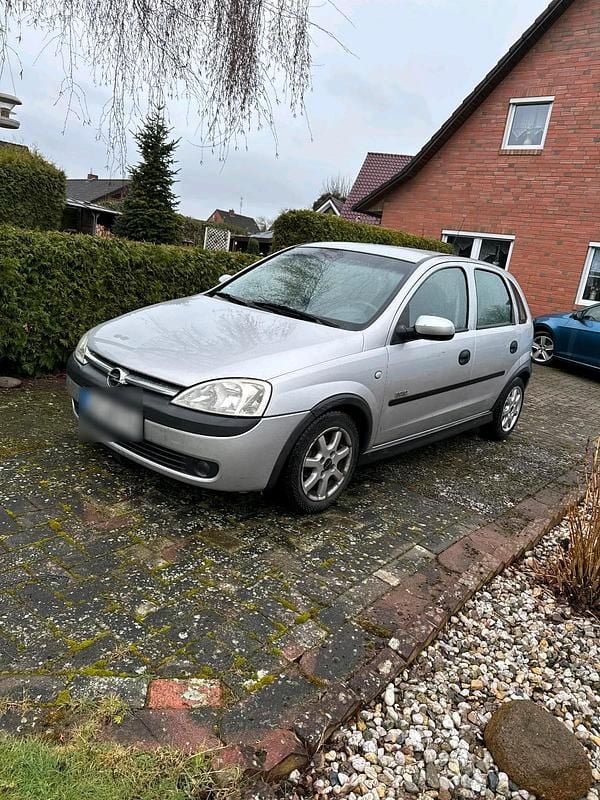 Gebraucht Opel Corsa 75 PS (55 kW) 2002 Silber Kleinwagen