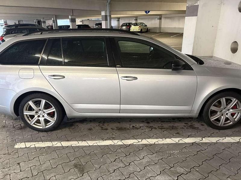 Gebraucht Skoda Octavia RS 184 PS (135 kW) 2015 Grau Kombi