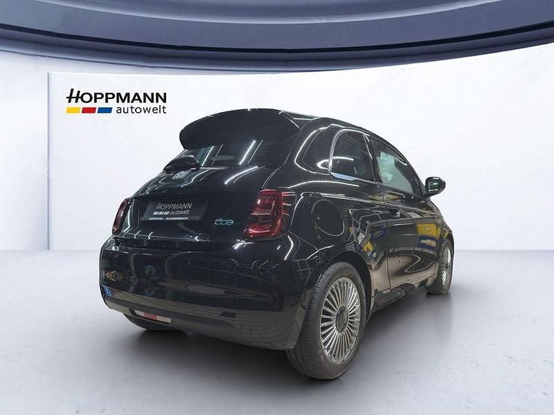 Gebraucht Fiat 500e 86 kW (118 PS) 2023 Schwarz Limousine
