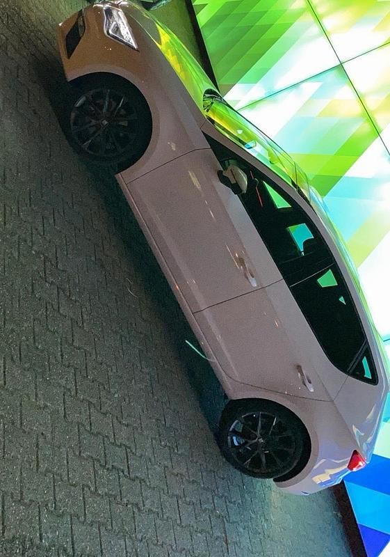 Gebraucht Seat Leon Beats 150 PS (110 kW) 2019 Weiß Limousine