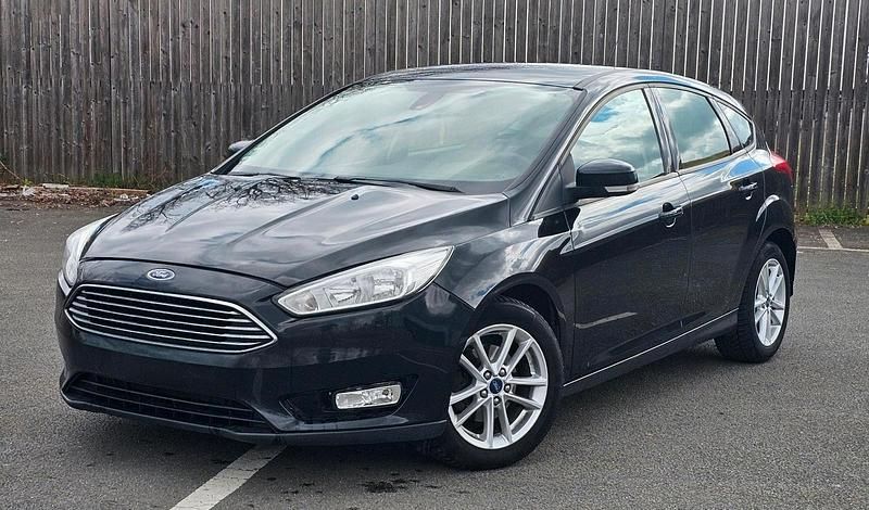 Gebraucht Ford Focus 95 PS (69 kW) 2015 Schwarz Limousine
