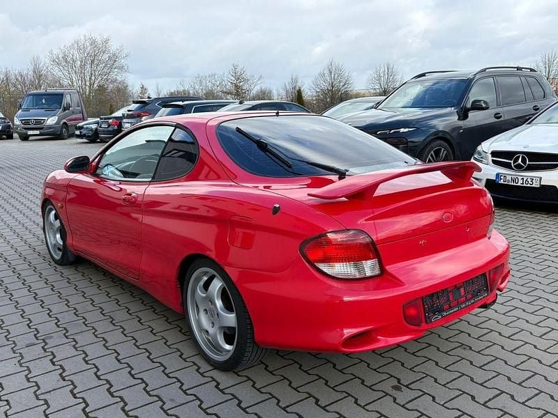 Gebraucht Hyundai Coupé 139 PS (102 kW) 2000 Rot Coupé