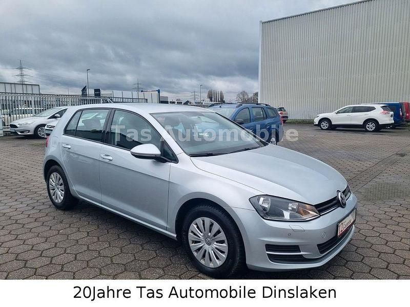 Gebraucht VW Golf VII S 110 PS (80 kW) 2015 Reflexsilber Limousine