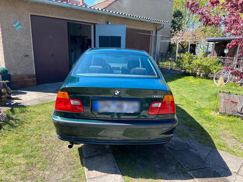 Gebraucht BMW 316 105 PS (77 kW) 2001 Grün Limousine