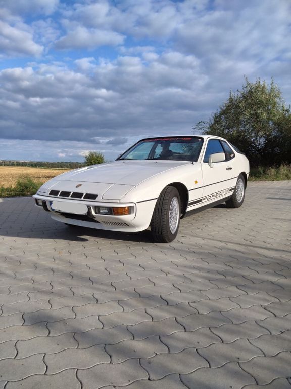 Weiß Gebraucht 1981 Porsche 924 Coupé | 19.900 € - Bild 1/4
