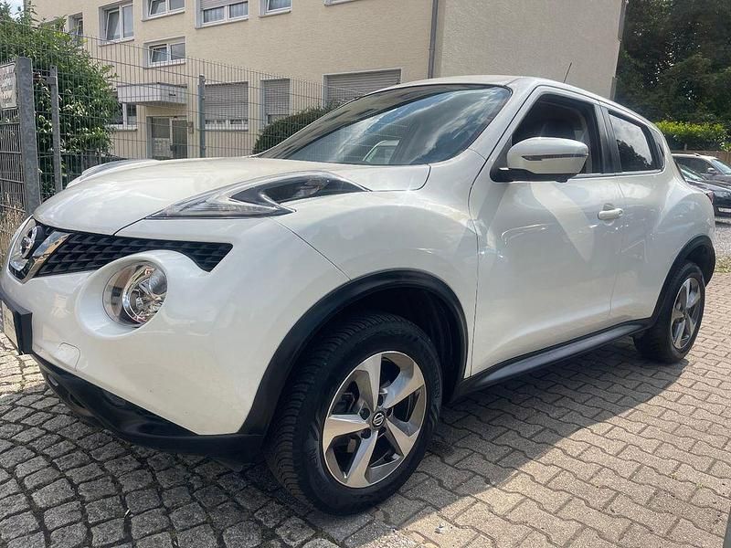 Gebraucht Nissan Juke N-Connecta 113 PS (83 kW) 2019 Weiß SUV