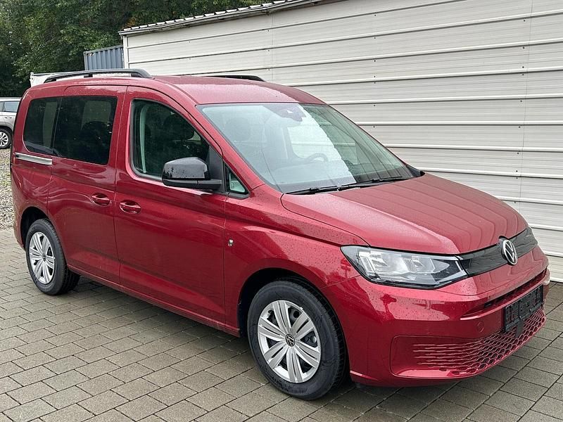 Fortana rot metallic Neu 2025 VW Caddy Van / Kleinbus | 36.579 € (Superpreis) - Bild 1/4