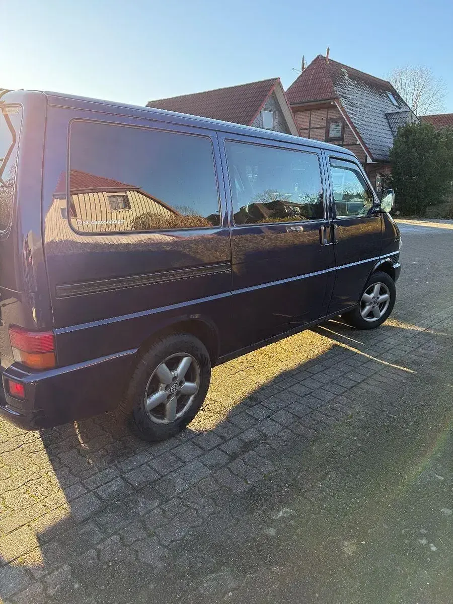 Gebraucht VW T4 151 PS (111 kW) 1999 Blau Van