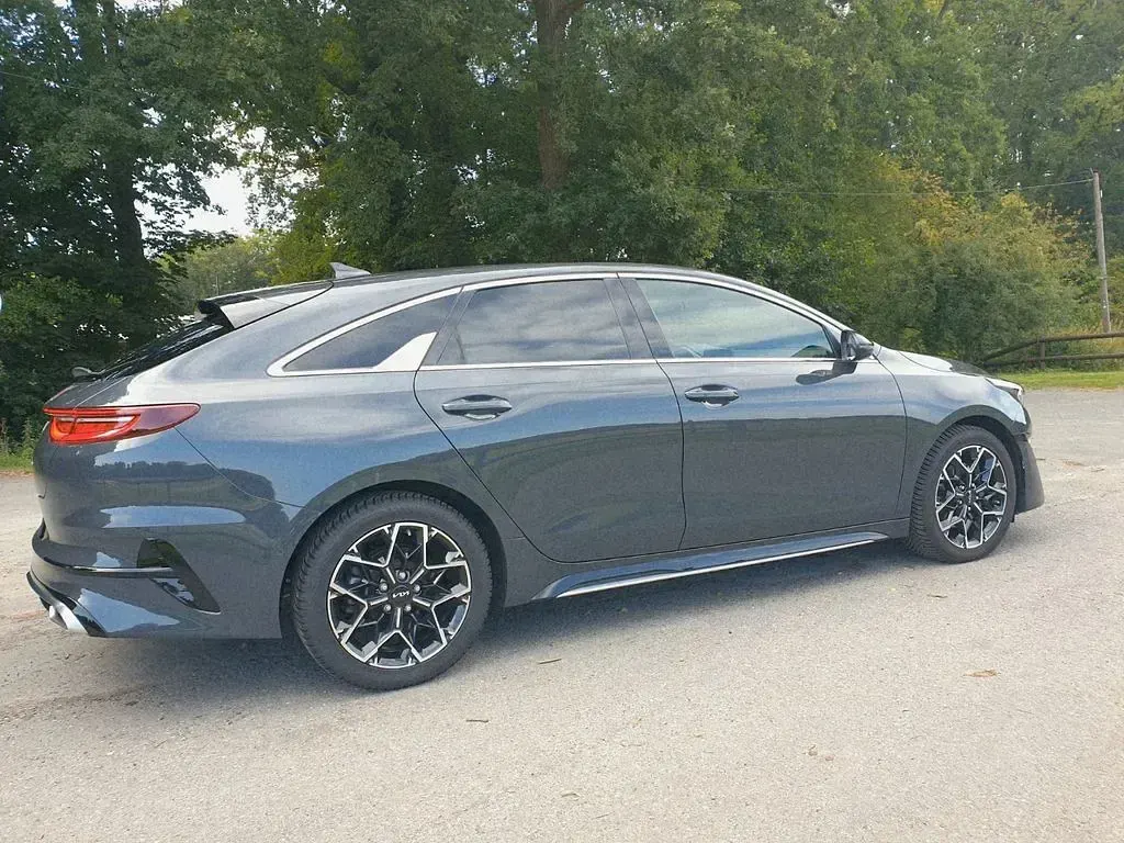 Gebraucht Kia ProCeed GT-Line 160 PS (117 kW) 2022 Grau Kombi