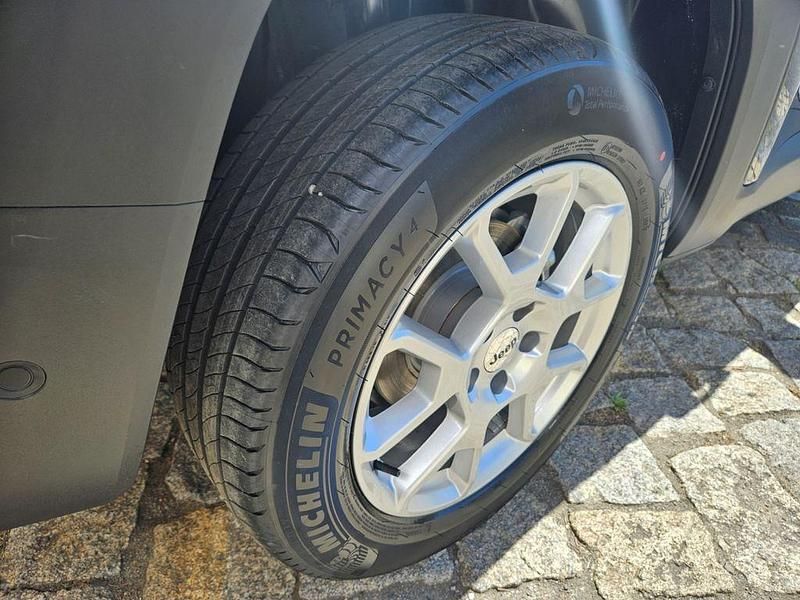 Gebraucht Jeep Renegade Altitude 131 PS (96 kW) 2024 Schwarz SUV