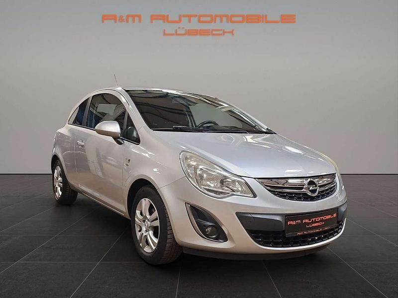 Używany Opel Corsa Satellite 69 KM (50 kW) 2011 Srebrny Hatchback