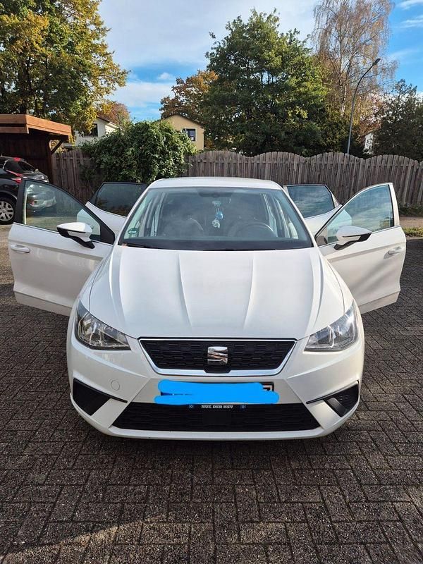 Weiß Gebraucht 2018 Seat Ibiza Style Kleinwagen | 10.400 € (Guter Preis) - Bild 1/4